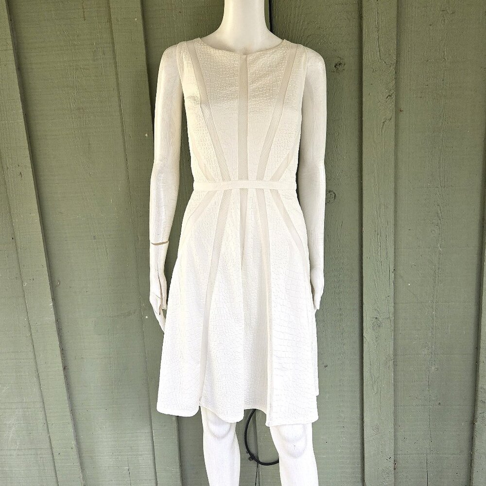 JULIA JORDAN White Textured Croc Fabric Dress 12